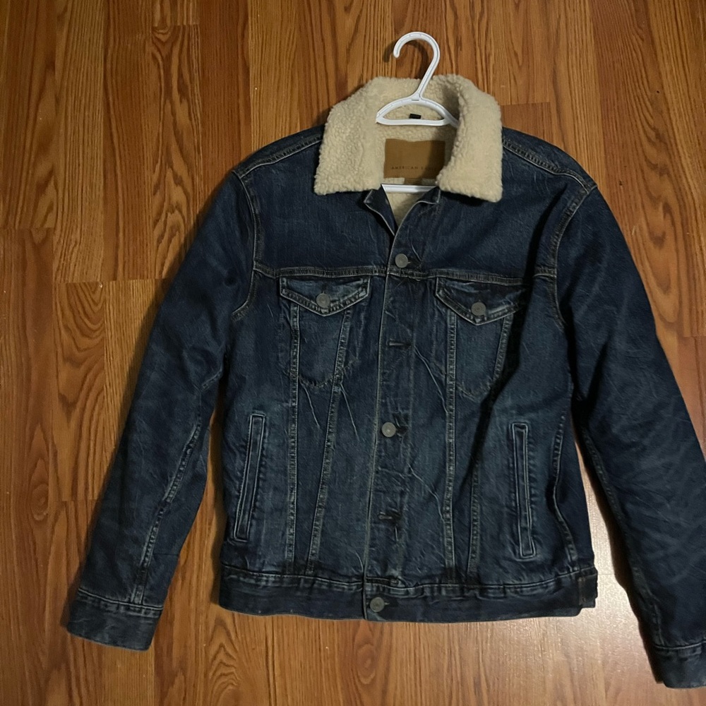 NWOT American eagle Sherpa jacket, size small
